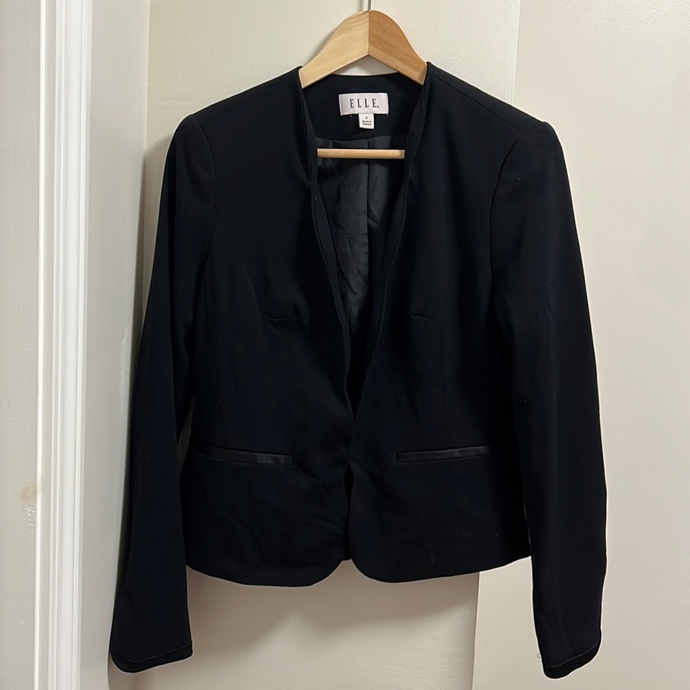 Black Blazer ELLE with pockets